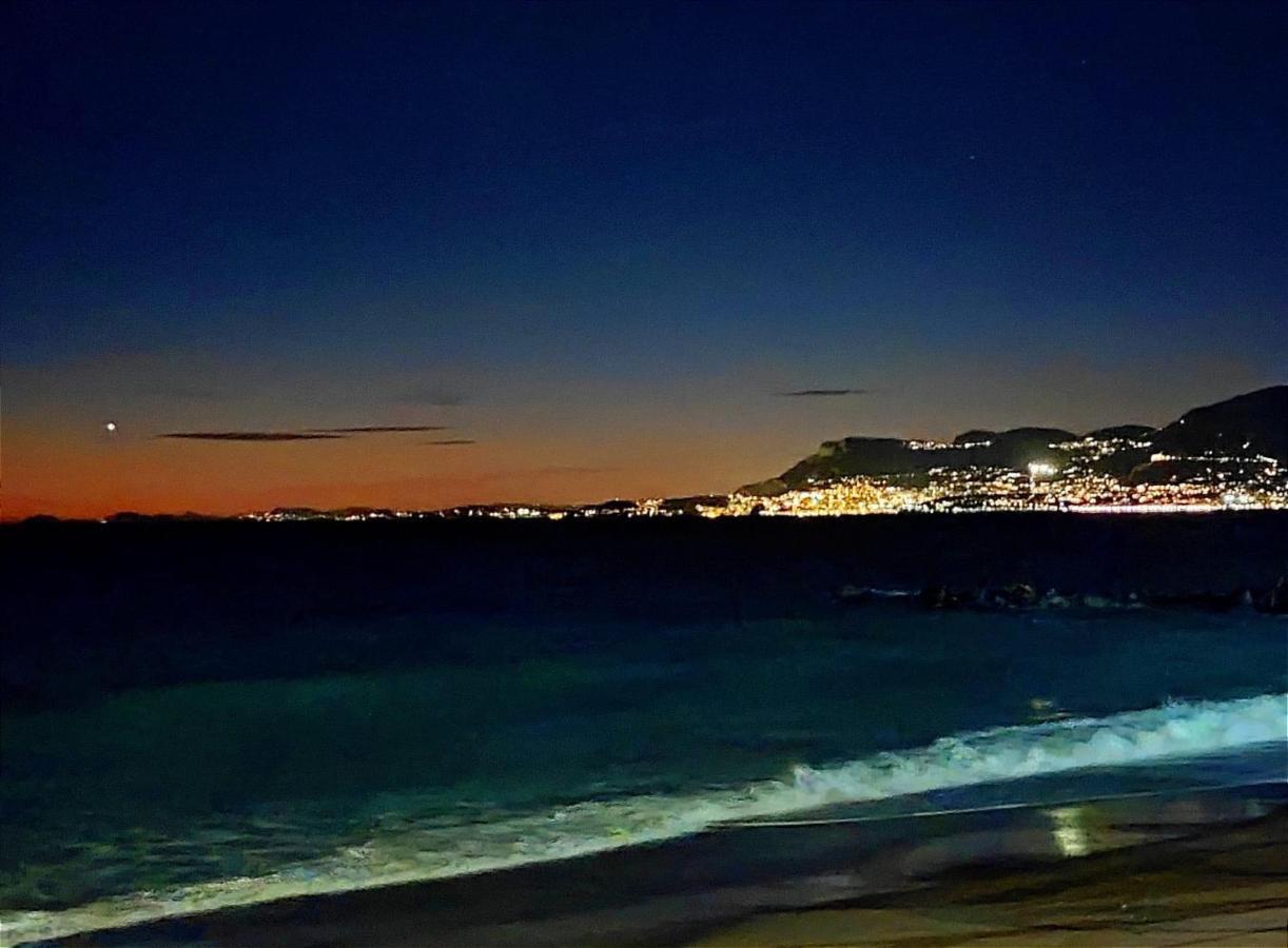 Gaia - La Finestra Sul Mare Exclusive Villa&guest House Bed & Breakfast Bordighera