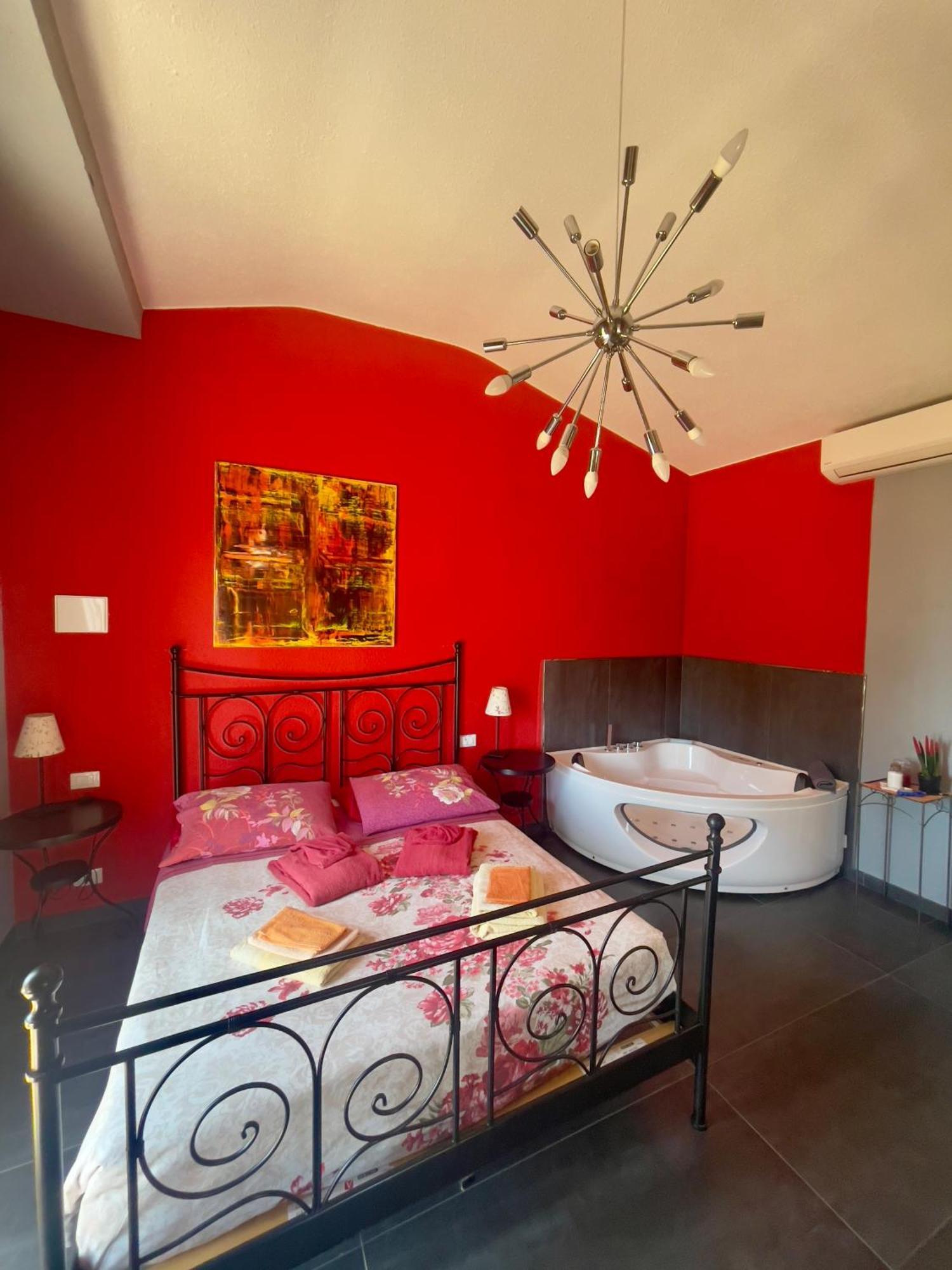 Gaia - Luxury Villa, Pool & Wellness Alojamento de Acomodação e Pequeno-almoço 3*