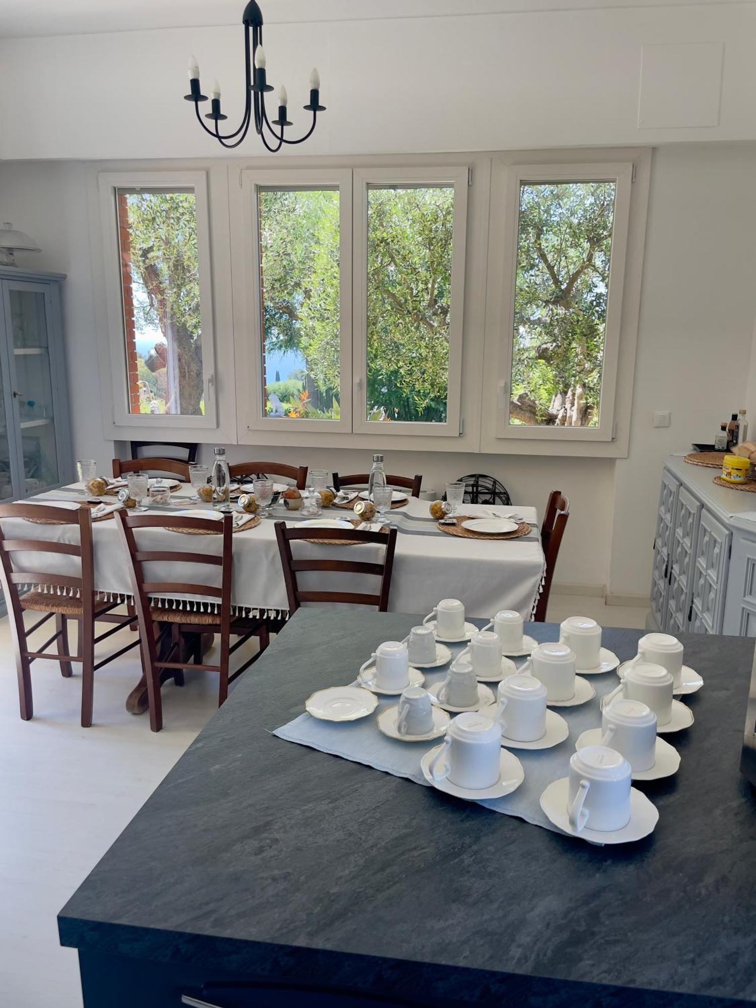 Gaia - La Finestra Sul Mare Exclusive Villa&guest House Bed & Breakfast 3*