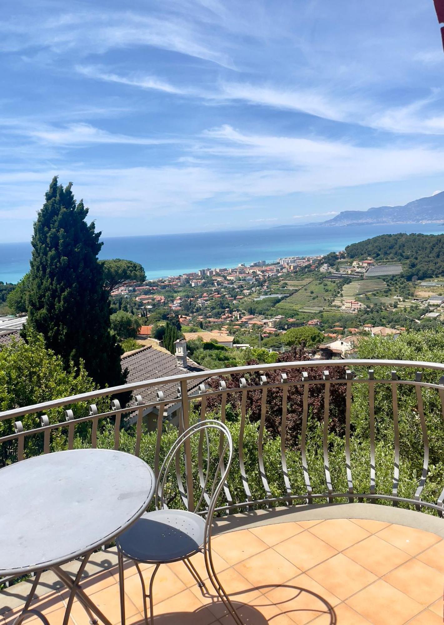 Gaia - La Finestra Sul Mare Exclusive Villa&guest House Bed & Breakfast Bordighera