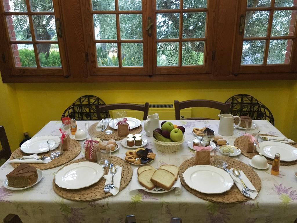 Bed & Breakfast Gaia - La Finestra Sul Mare Exclusive Villa&guest House 3*
