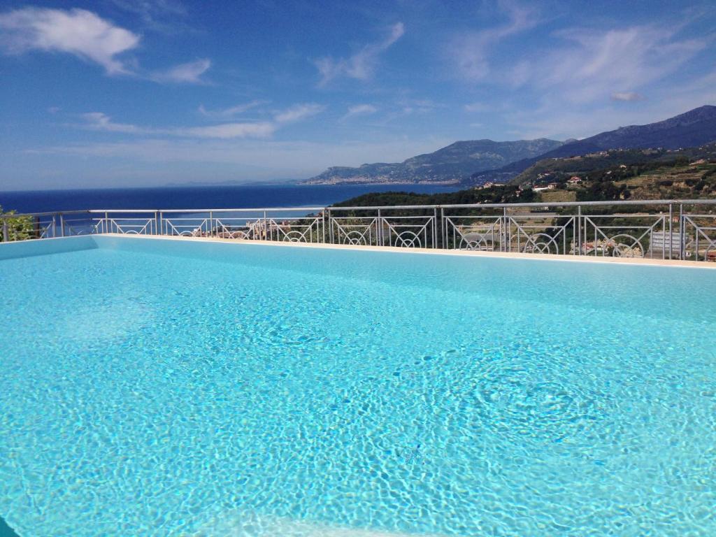 Gaia - La Finestra Sul Mare Exclusive Villa&guest House 3* Bordighera